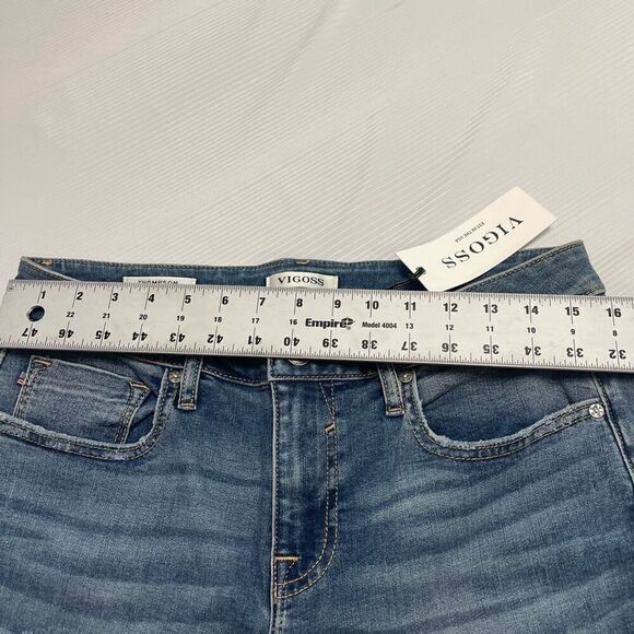 NWT Vigoss Thompson Tomboy Distressed Denim Jeans Size 31 New - Picture 3 of 8